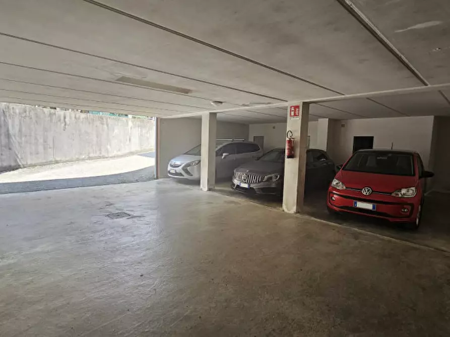 Immagine 34 di Appartamento in vendita  in Via Giuseppe Sinicco 15 a Cormons