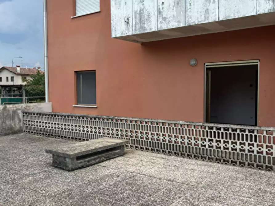 Immagine 36 di Appartamento in vendita  in Via Giuseppe Sinicco 15 a Cormons