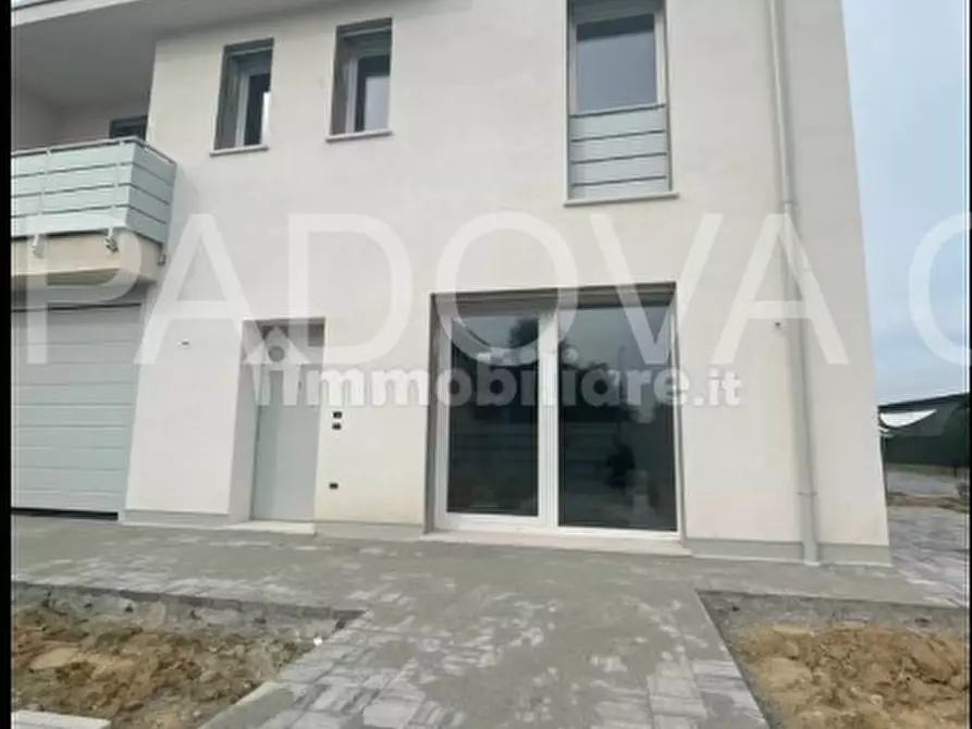 Immagine 11 di Casa quadrifamiliare in vendita  a Rubano