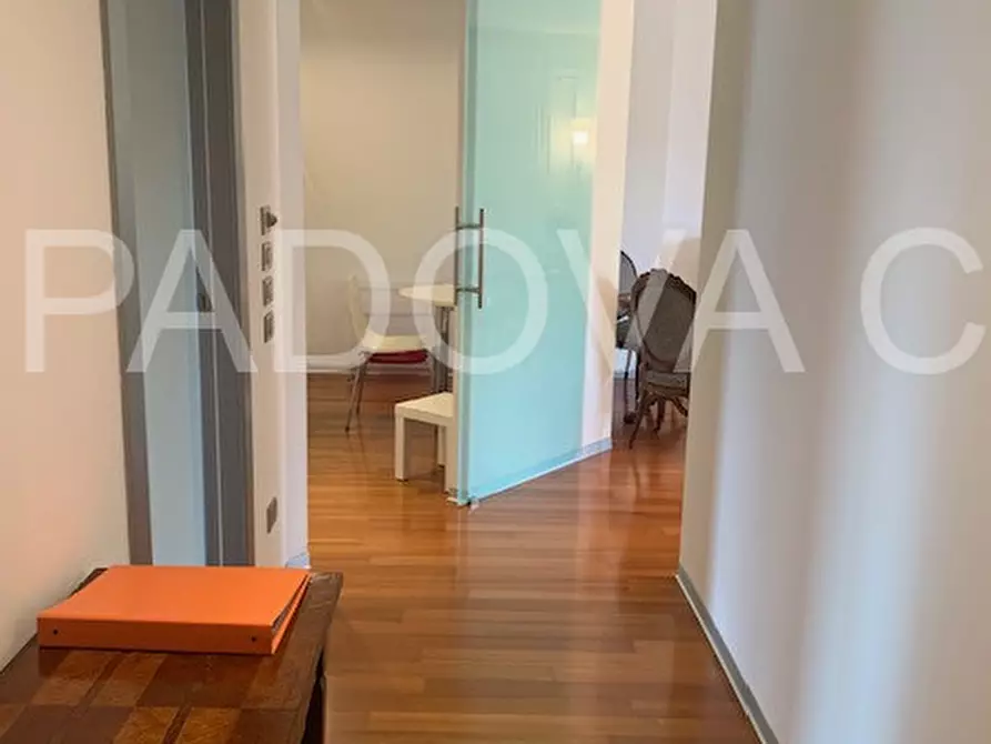 Immagine 1 di Appartamento in vendita  in corso milano a Padova