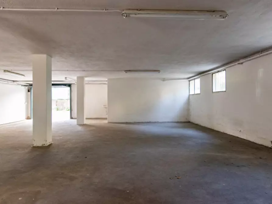 Immagine 4 di Garage in vendita  in Via Francesco De Lazara a Padova