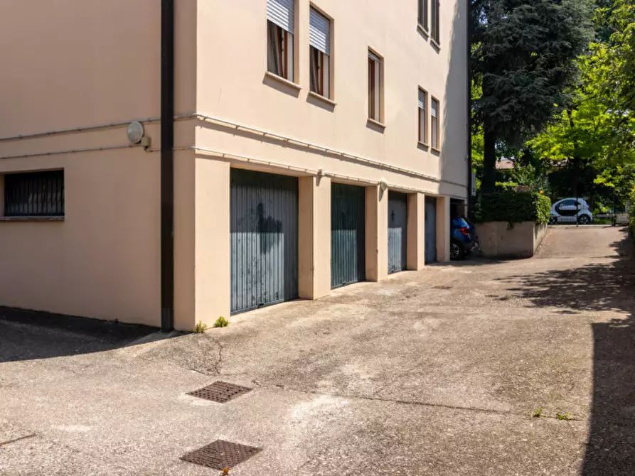 Immagine 9 di Garage in vendita  in Via Francesco De Lazara a Padova