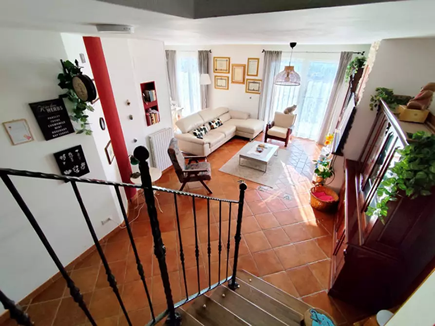 Immagine 10 di Appartamento in vendita  in Via Sicilia 14 a Marsicovetere