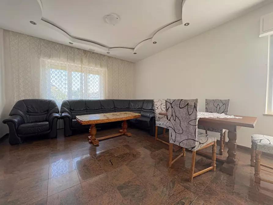Immagine 7 di Casa bifamiliare in affitto  in Via Giuseppe Ungaretti a Santa Maria La Longa