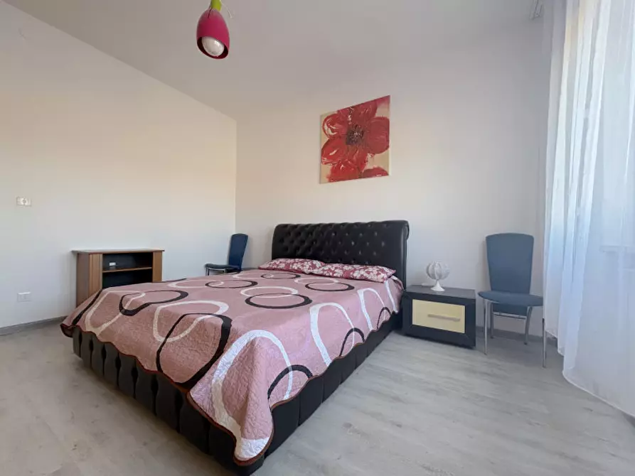 Immagine 11 di Casa bifamiliare in affitto  in Via Giuseppe Ungaretti a Santa Maria La Longa