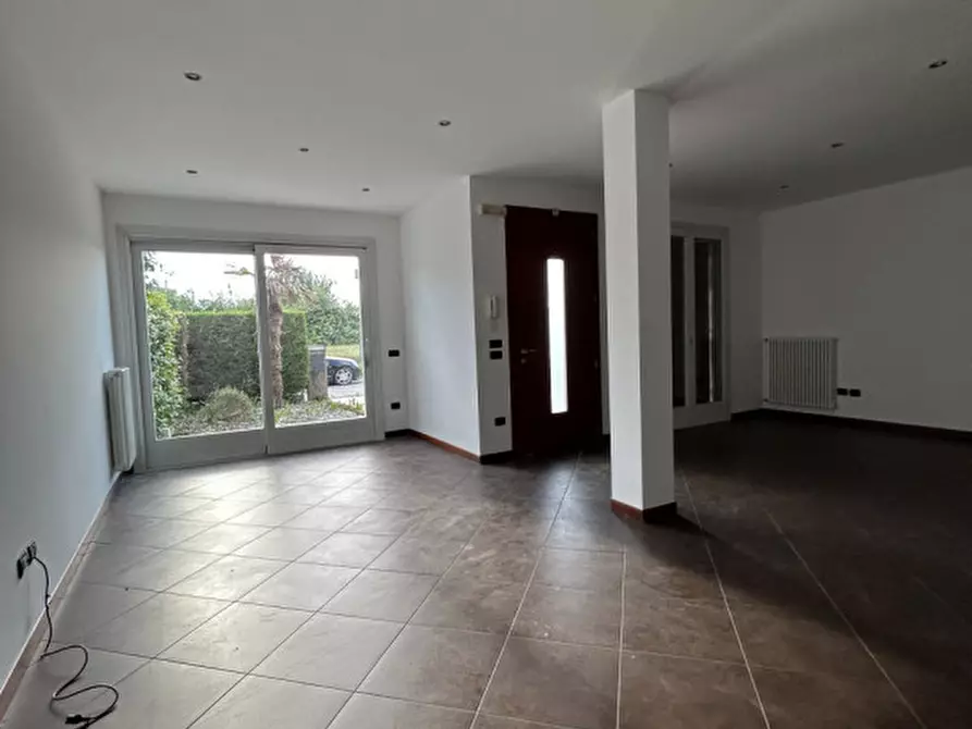 Immagine 7 di Casa bifamiliare in vendita  a Campodarsego