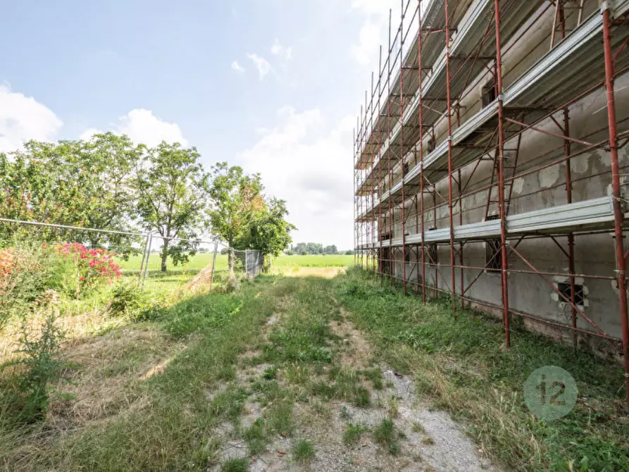 Immagine 4 di Rustico / casale in vendita  in VIA GUASTALLA n. 8 a Carpi