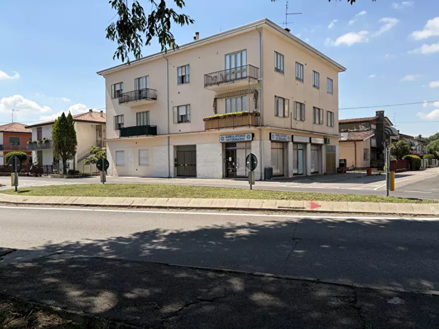 Immagine 2 di Appartamento in vendita  in Via Vittorio Veneto a Due Carrare