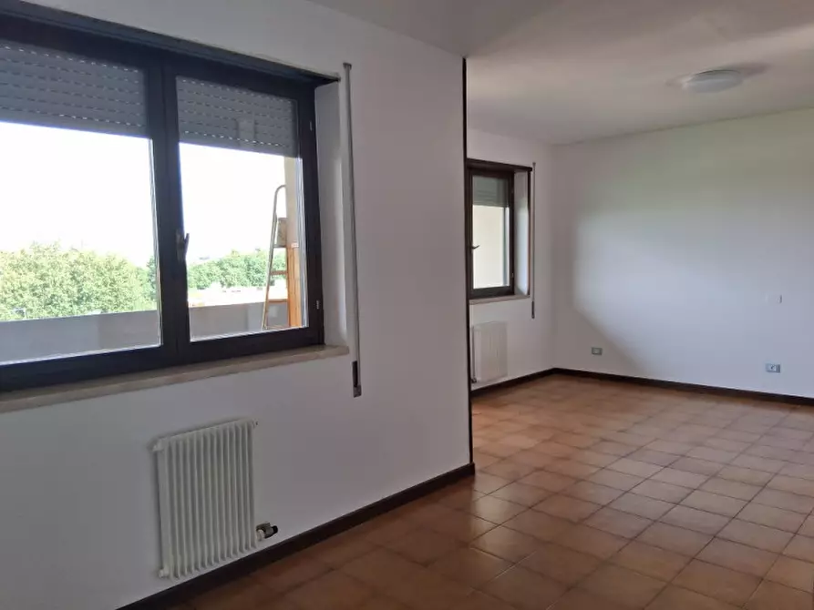 Immagine 10 di Appartamento in affitto  in Via Paolo Calvi, n 76 a Vicenza