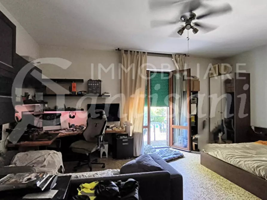 Immagine 9 di Appartamento in vendita  in via pratese a Campi Bisenzio