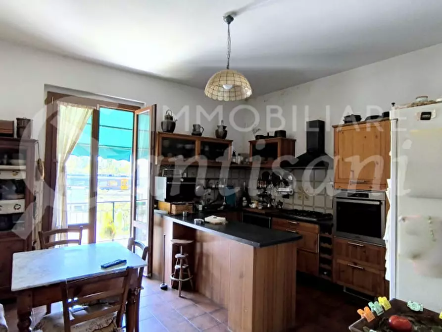 Immagine 15 di Appartamento in vendita  in via pratese a Campi Bisenzio