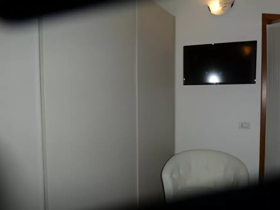 Immagine 9 di Appartamento in vendita  in Viale Giuseppe Mazzini a Abano Terme