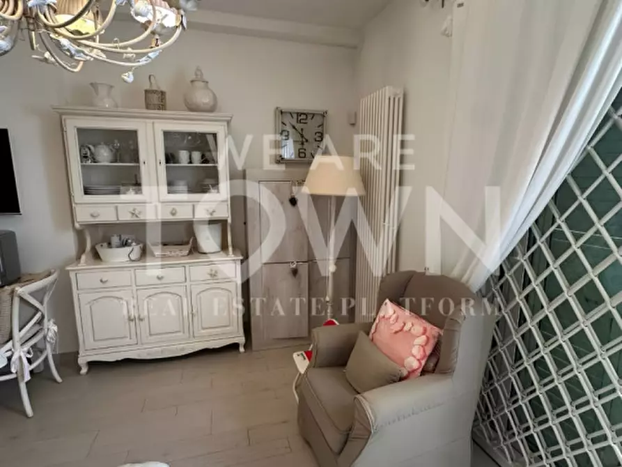 Immagine 6 di Appartamento in vendita  in Via Piave a Forte Dei Marmi