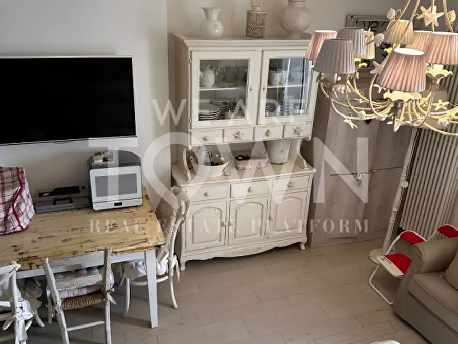 Immagine 7 di Appartamento in vendita  in Via Piave a Forte Dei Marmi
