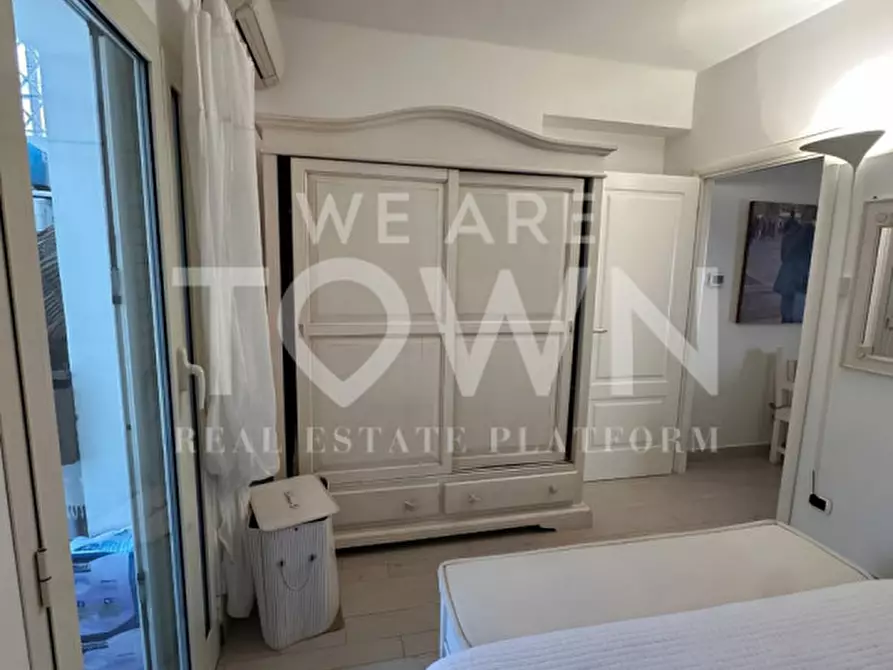 Immagine 19 di Appartamento in vendita  in Via Piave a Forte Dei Marmi