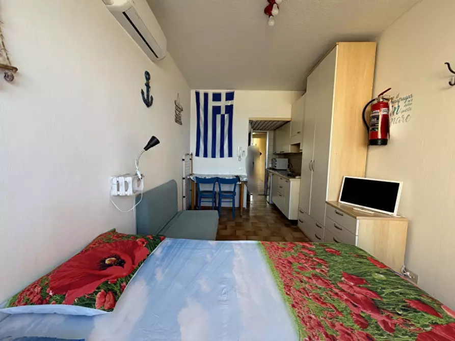 Immagine 5 di Appartamento in vendita  a Senigallia