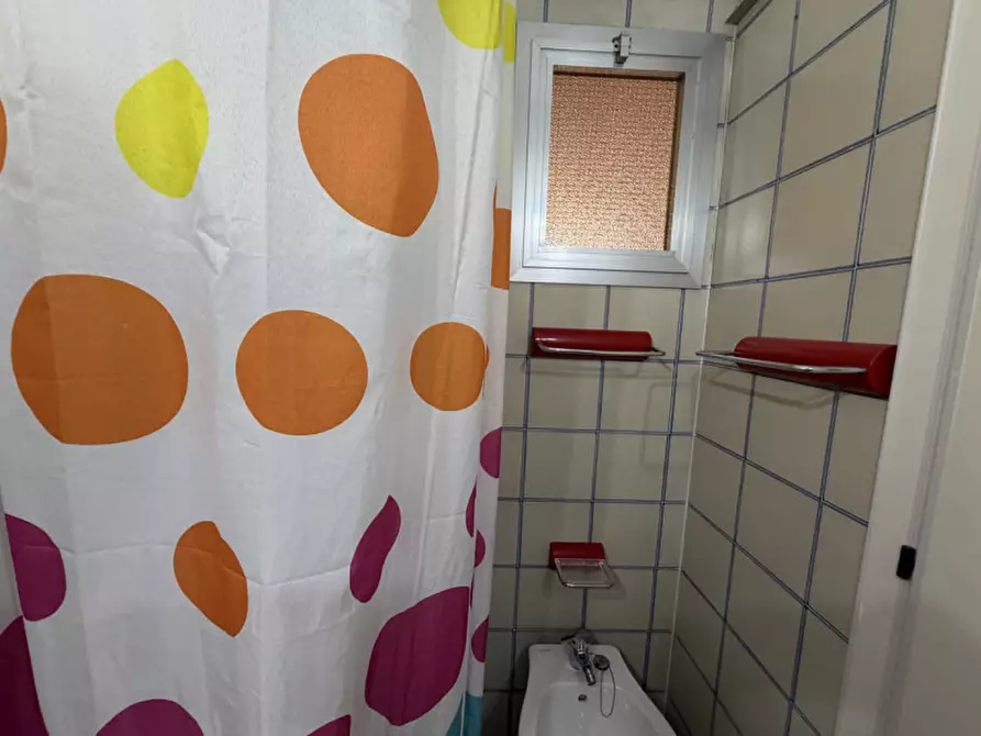 Immagine 8 di Appartamento in vendita  a Senigallia