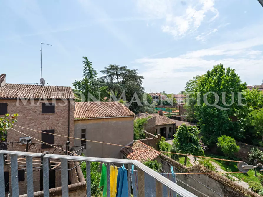 Immagine 21 di Appartamento in vendita  in Via Ugo Bassi a Ferrara