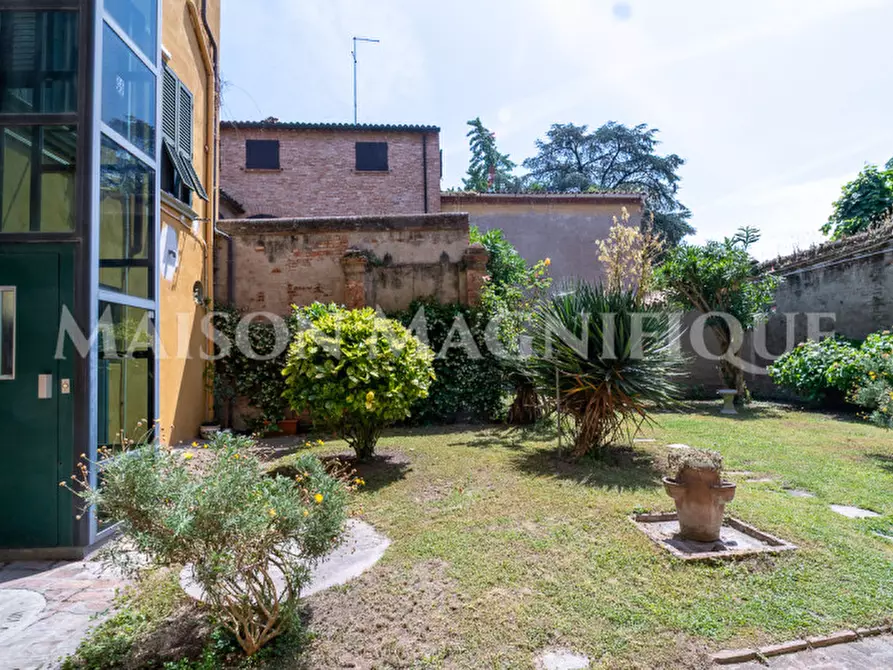 Immagine 23 di Appartamento in vendita  in Via Ugo Bassi a Ferrara