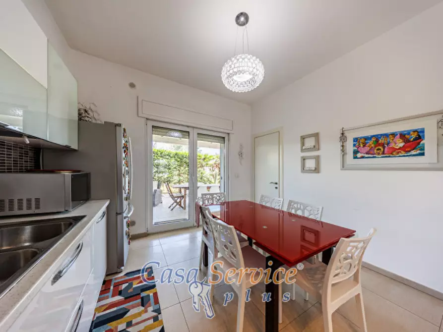 Immagine 25 di Villa in vendita  in Via Charles Le Corbusier a Lecce