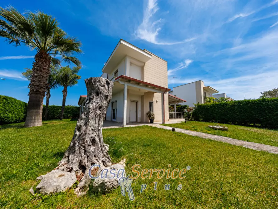 Immagine 41 di Villa in vendita  in Via Charles Le Corbusier a Lecce
