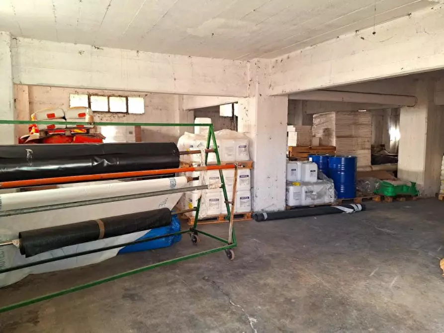 Immagine 10 di Capannone industriale in vendita  in Via Cesare Battisti, 06019 Umbertide PG, Italia a Umbertide