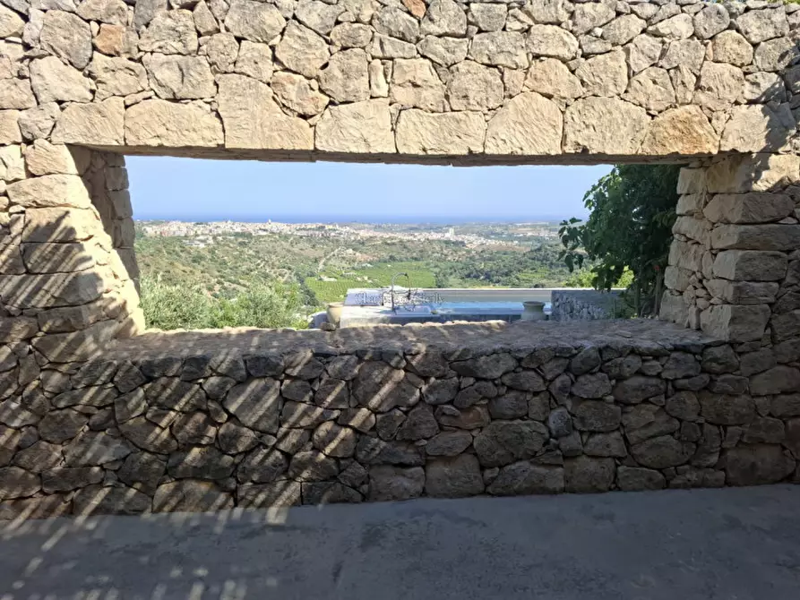 Immagine 11 di Villa in vendita  in Contrada Fiumara a Noto