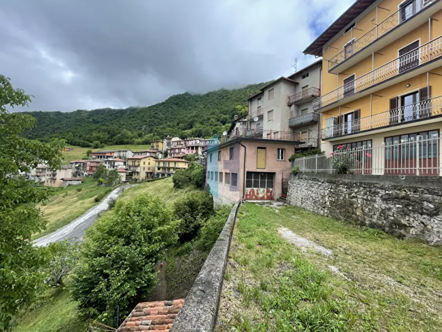 Immagine 22 di Appartamento in vendita  in VIA SAN FAUSTINO a Marmentino