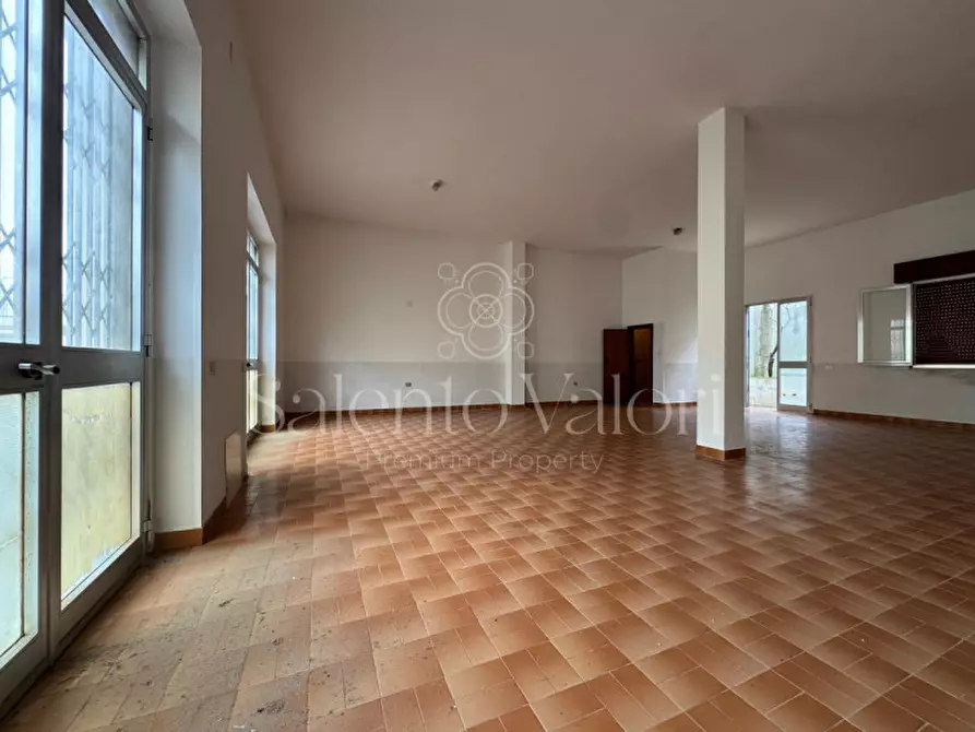 Immagine 13 di Loft/Open space in vendita  in Via Montecassino 7 a Parabita