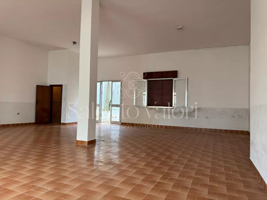 Immagine 15 di Loft/Open space in vendita  in Via Montecassino 7 a Parabita