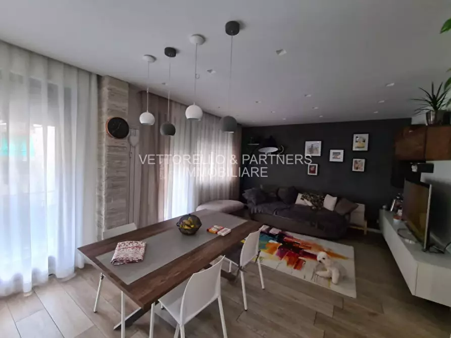 Immagine 2 di Appartamento in vendita  in Via Rielta a Venezia