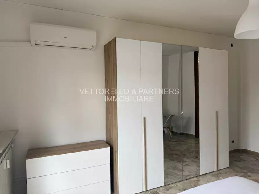 Immagine 3 di Camera in affitto  in Via Bissuola a Venezia