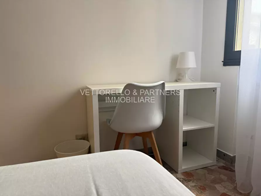 Immagine 4 di Camera in affitto  in Via Bissuola a Venezia