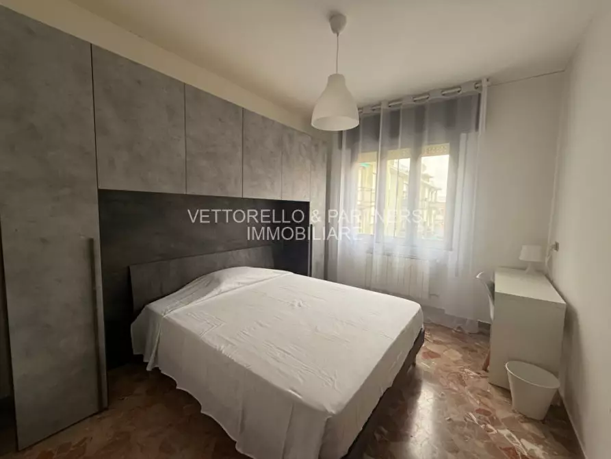 Immagine 5 di Camera in affitto  in Via Bissuola a Venezia