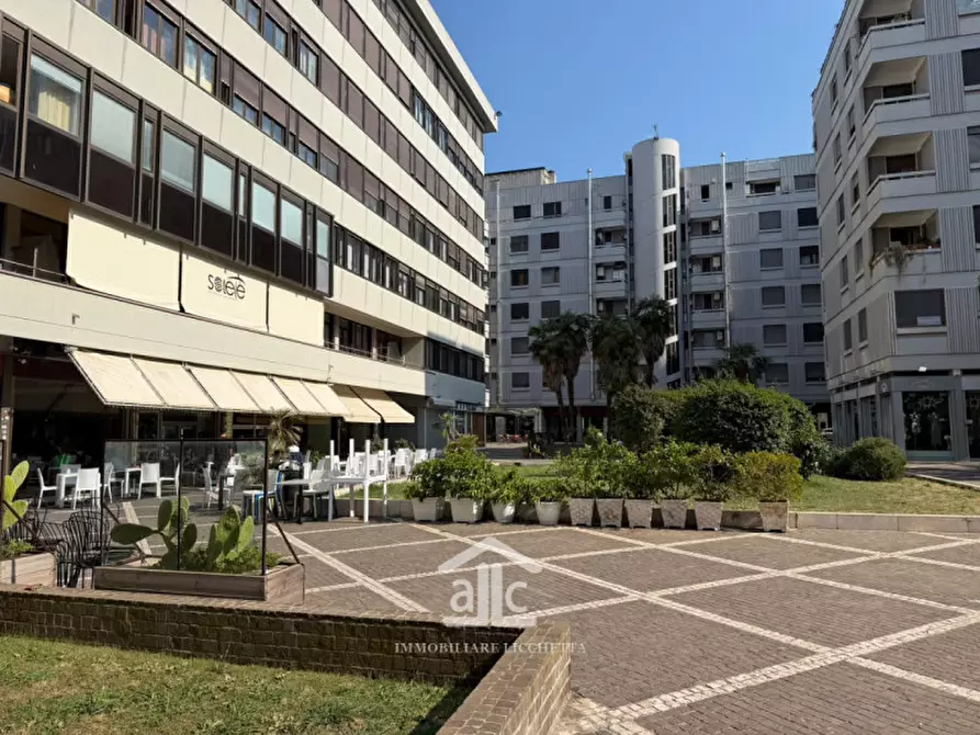 Immagine 5 di Attico in vendita  in via Giuseppe  Zanardelli,33 a Lecce