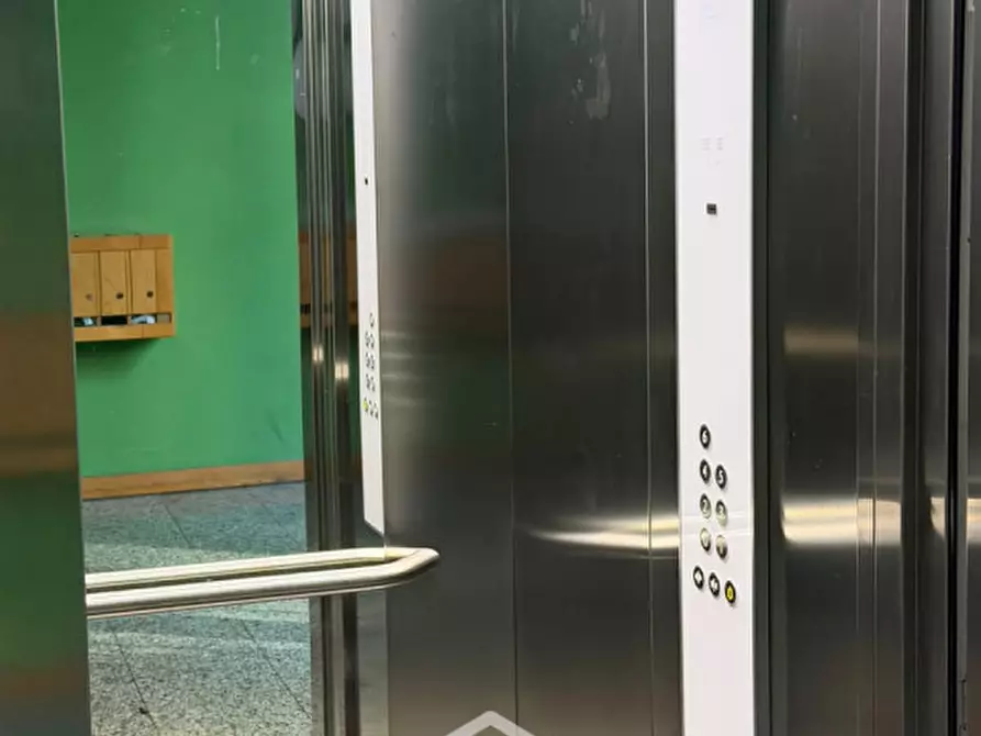 Immagine 7 di Attico in vendita  in via Giuseppe  Zanardelli,33 a Lecce