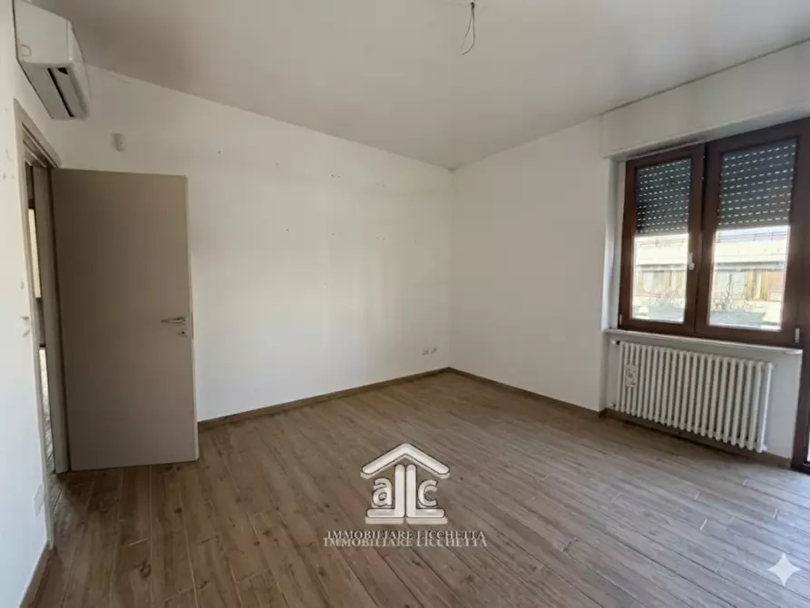 Immagine 37 di Attico in vendita  in via Giuseppe  Zanardelli,33 a Lecce