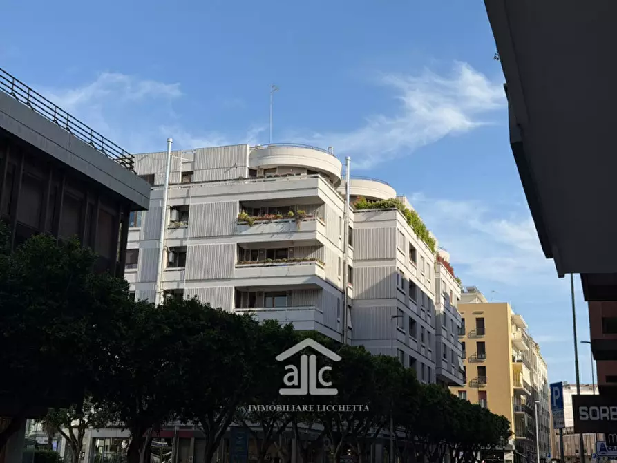 Immagine 43 di Attico in vendita  in via Giuseppe  Zanardelli,33 a Lecce
