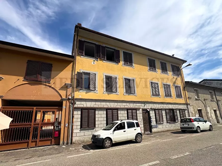 Immagine 2 di Appartamento in vendita  in via G. Salvadeo n° 69 a Tromello