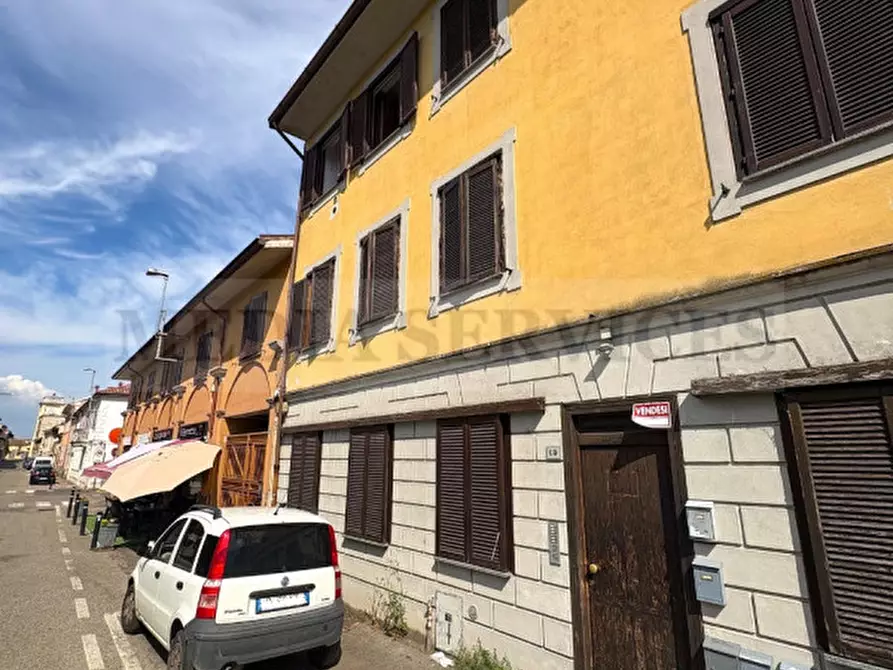 Immagine 5 di Appartamento in vendita  in via G. Salvadeo n° 69 a Tromello