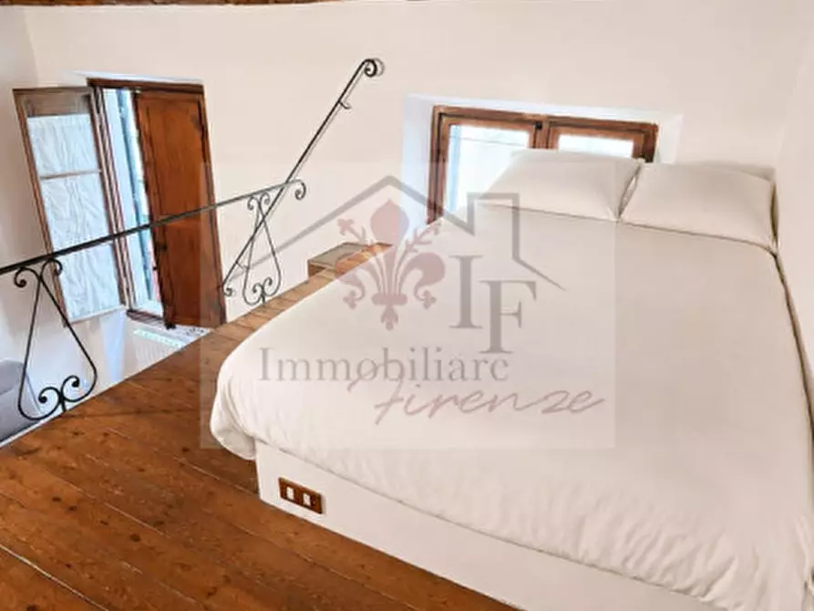 Immagine 4 di Appartamento in vendita  in Via della Chiesa a Firenze