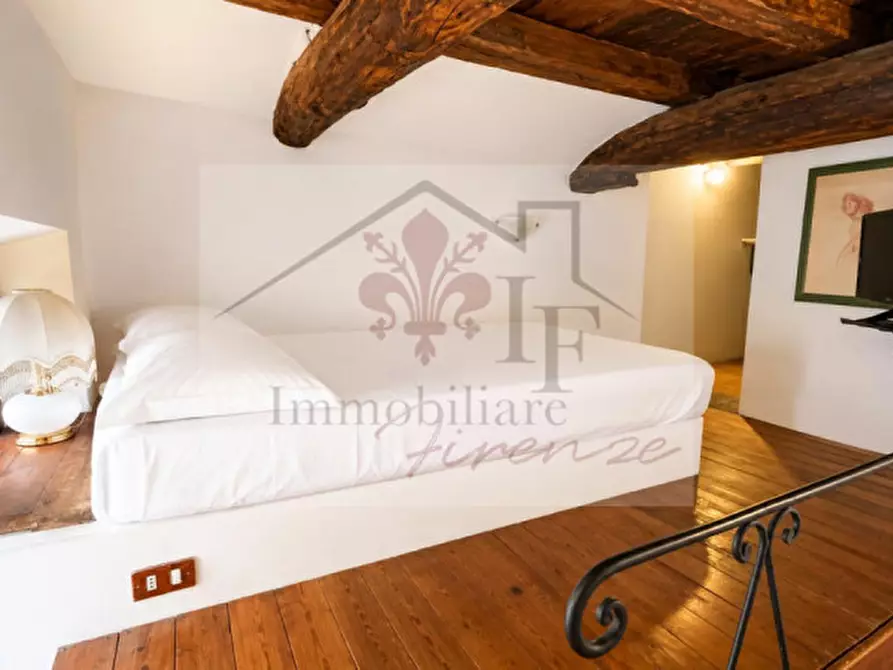 Immagine 5 di Appartamento in vendita  in Via della Chiesa a Firenze
