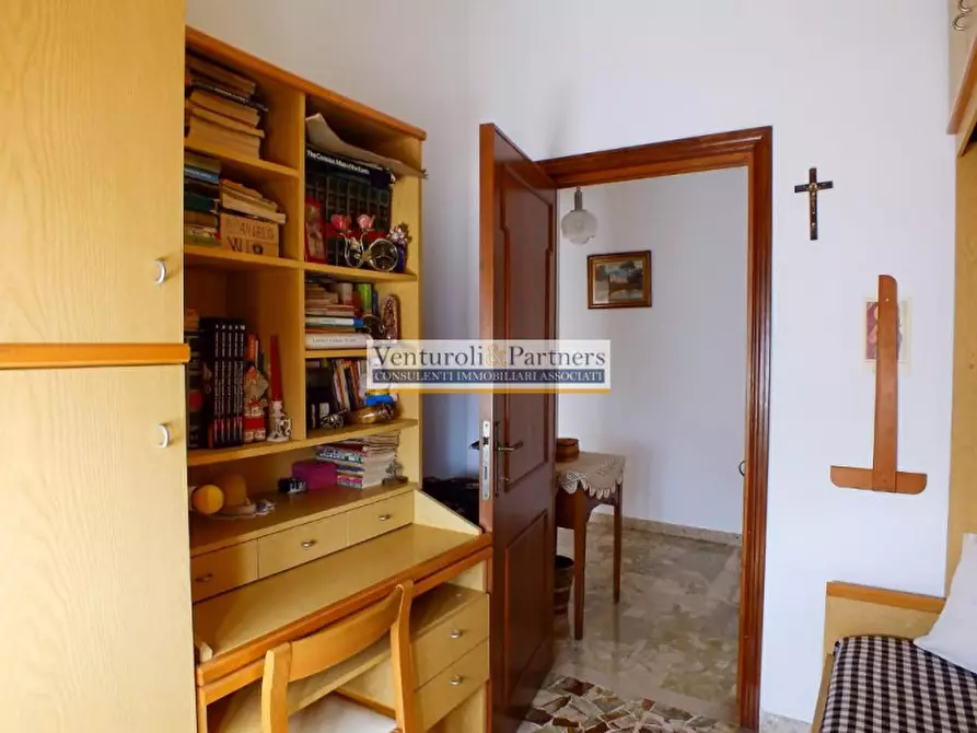 Immagine 10 di Villa in vendita  in Via Barcuzzi a Lonato del Garda