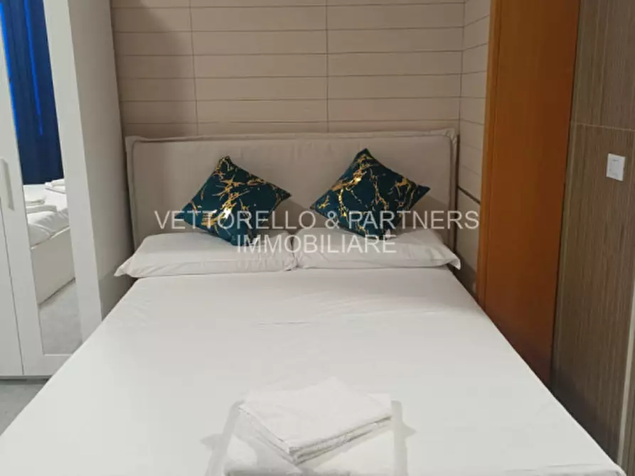 Immagine 10 di Villetta a schiera in vendita  in via buccari a Venezia