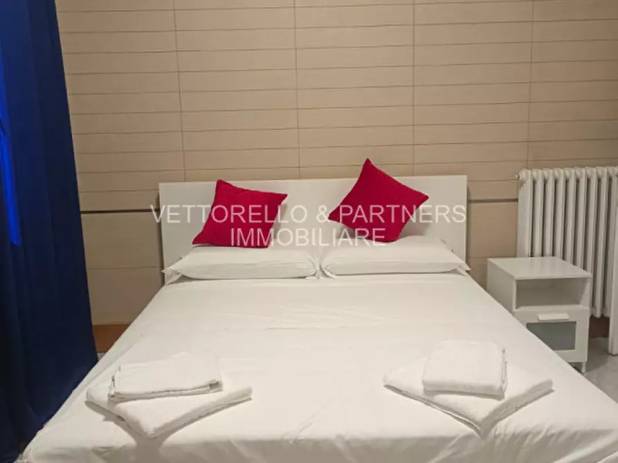 Immagine 11 di Villetta a schiera in vendita  in via buccari a Venezia