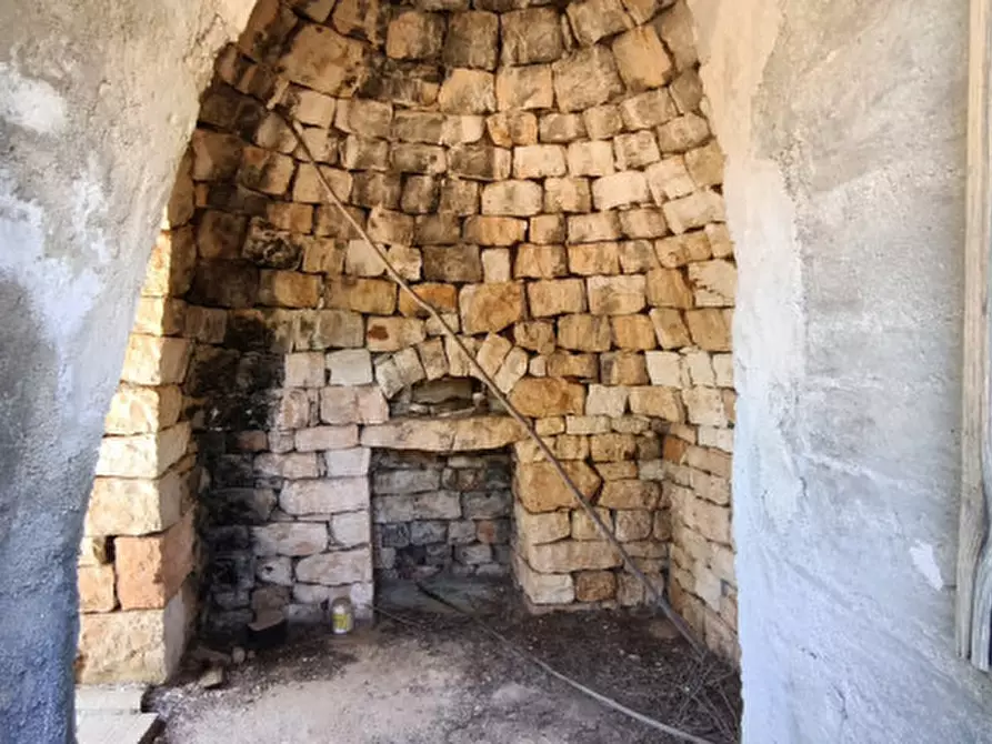 Immagine 6 di Terreno in vendita  in Via Vecchia di Laureto a Fasano