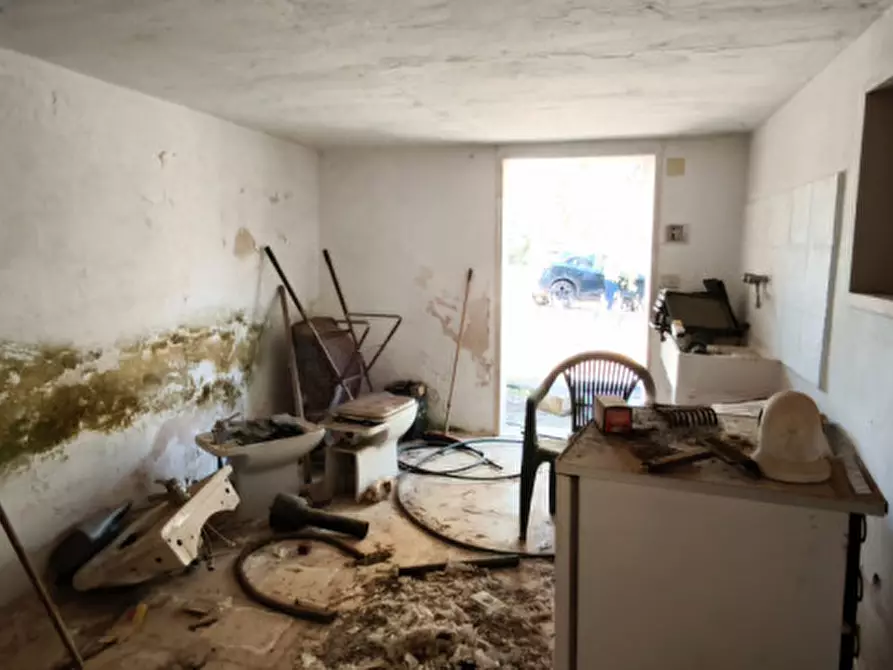 Immagine 29 di Terreno in vendita  in Via Vecchia di Laureto a Fasano