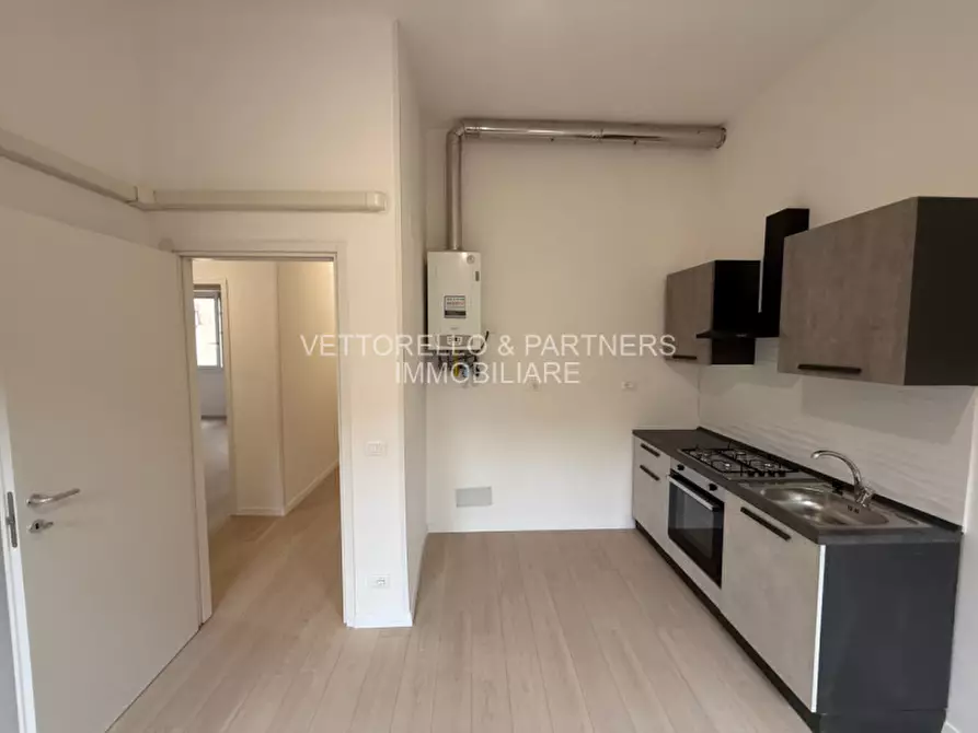 Immagine 4 di Appartamento in vendita  a Venezia
