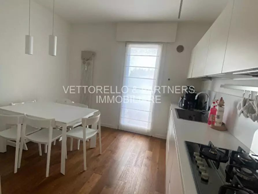 Immagine 3 di Appartamento in vendita  a Venezia