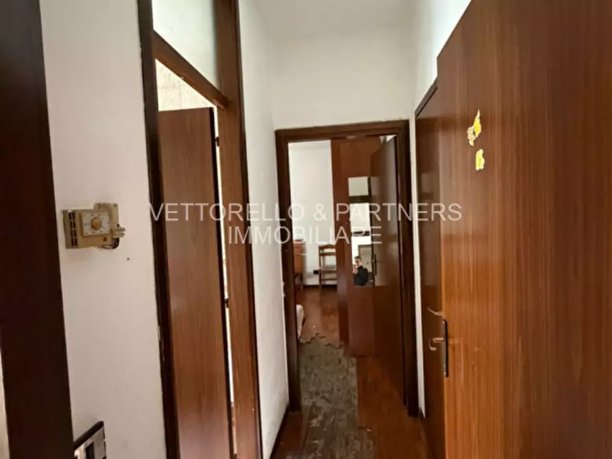 Immagine 5 di Appartamento in vendita  a Mogliano Veneto